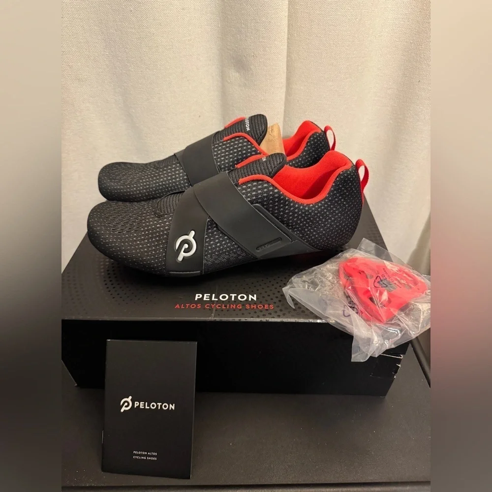 Peloton Altos Cycling Shoes Men Sz 11